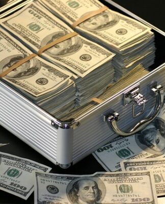 Ile zarabia content writer?