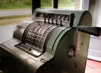 Czy pracodawca może sprawdzić moje wykształcenie?